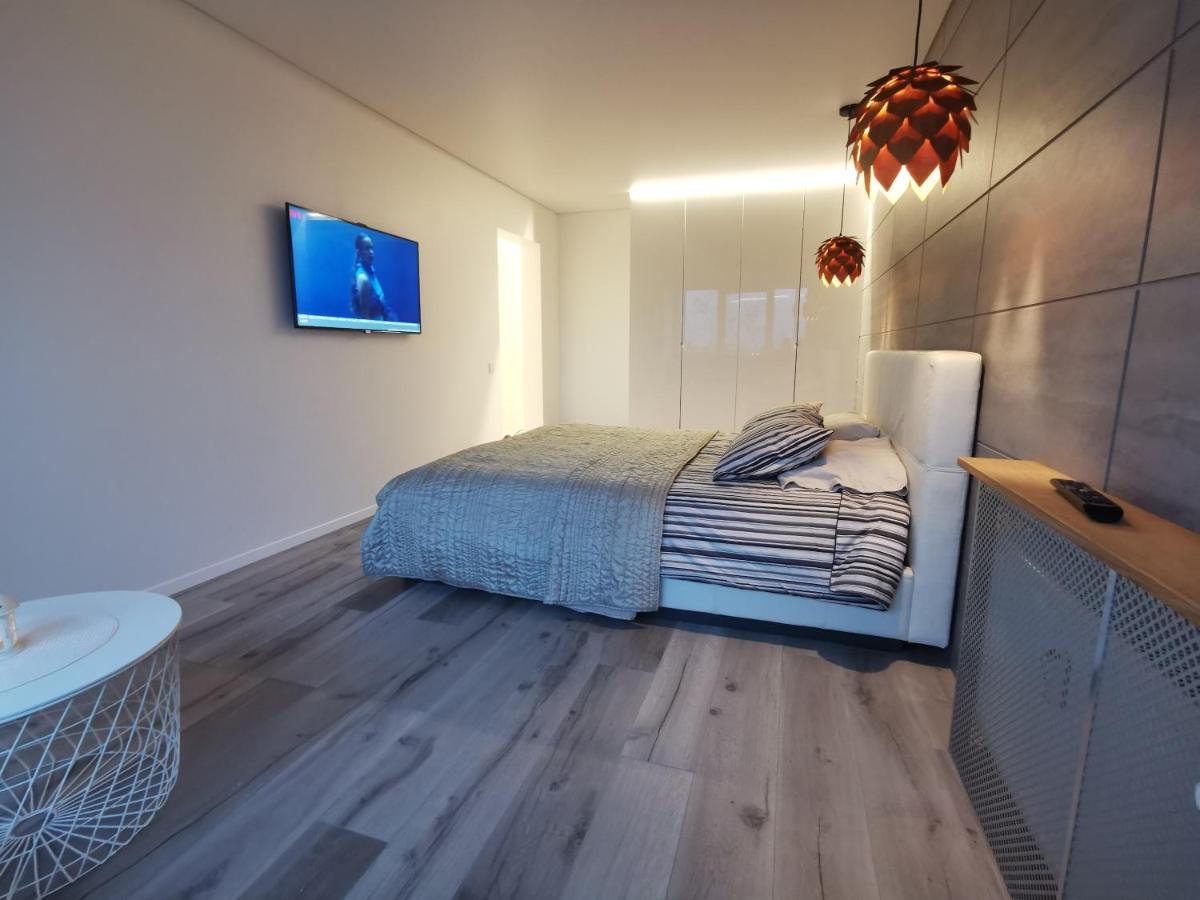 Buto Nuoma Dariaus Ir Gireno Gatveje Apartman Telšiai Kültér fotó